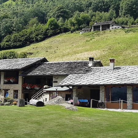 Ca Praudin Hotell Vico Canavese Exteriör bild