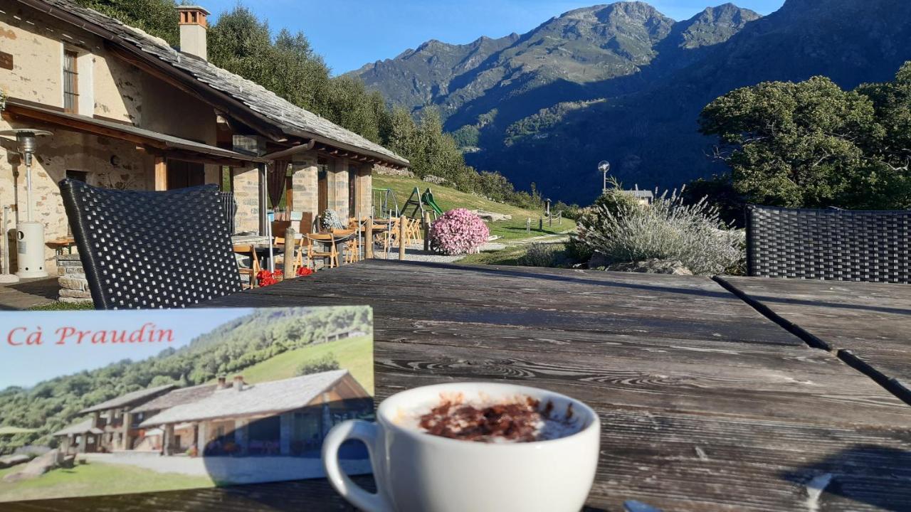 Ca Praudin Hotell Vico Canavese Exteriör bild