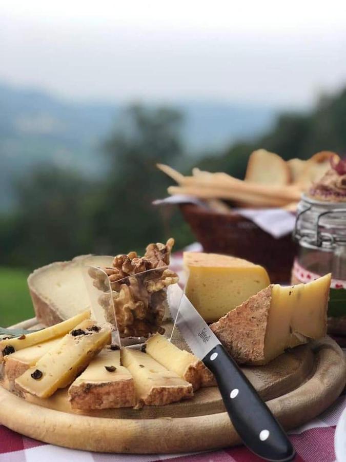 Ca Praudin Hotell Vico Canavese Exteriör bild